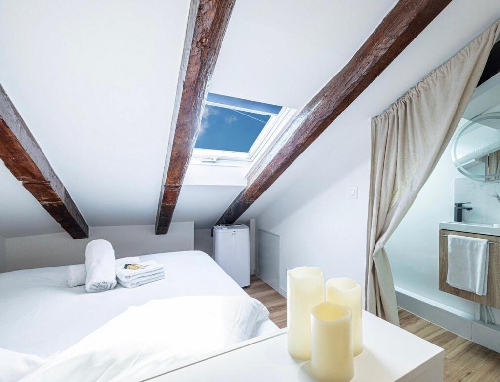 Charmante Studette Cosy Renove Au Coeur De Nizza